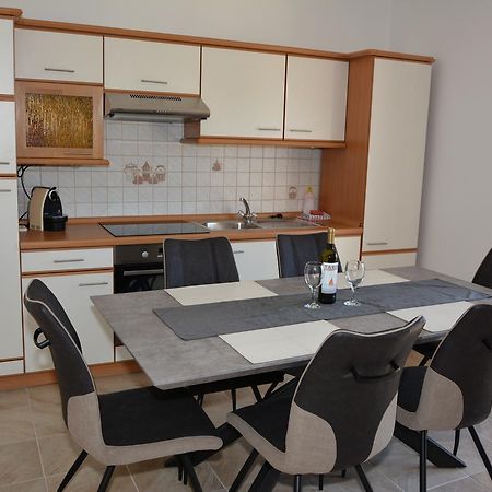 Taris Apartamento Senj  Exterior foto
